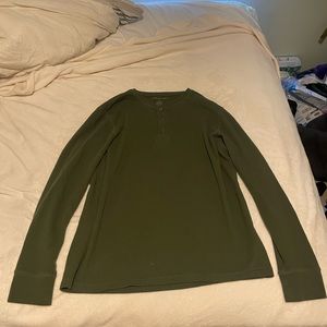 American Eagle long sleeve shirt.